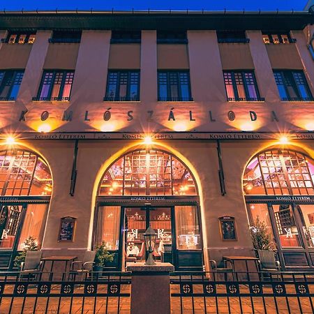Komlo Hotel 귤러 외부 사진